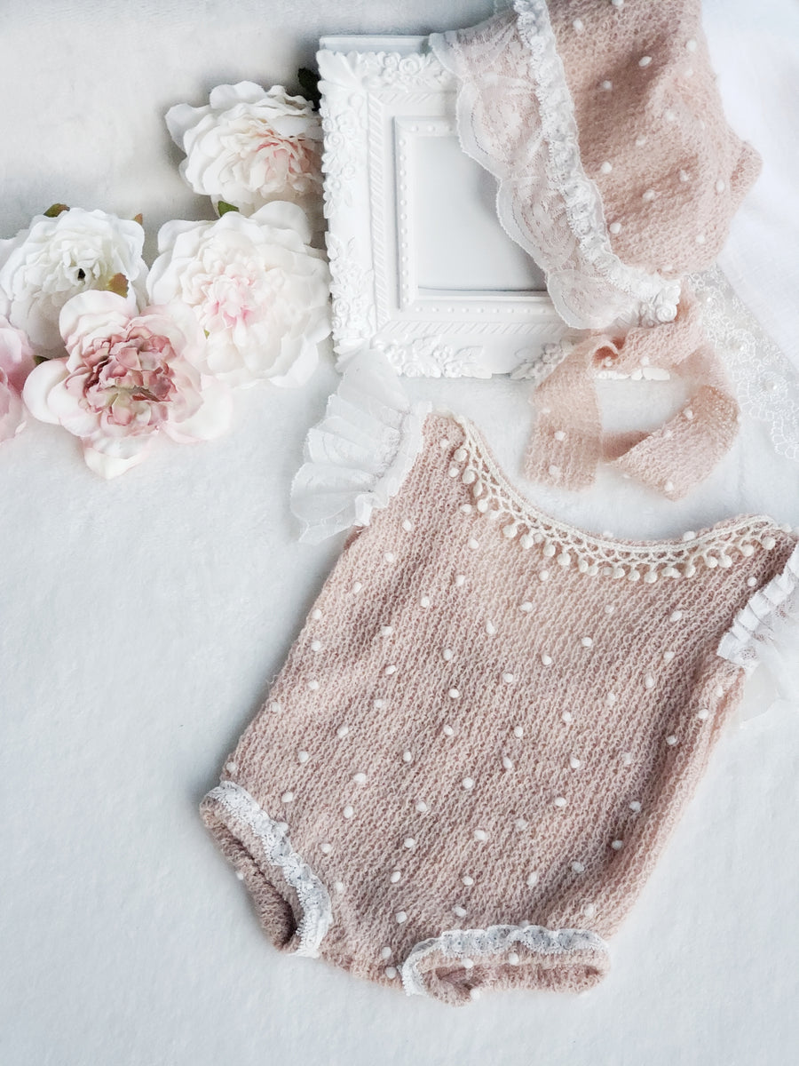 Lovely Fall & Winter Baby Soft Knitted Romper & Bonnet Set