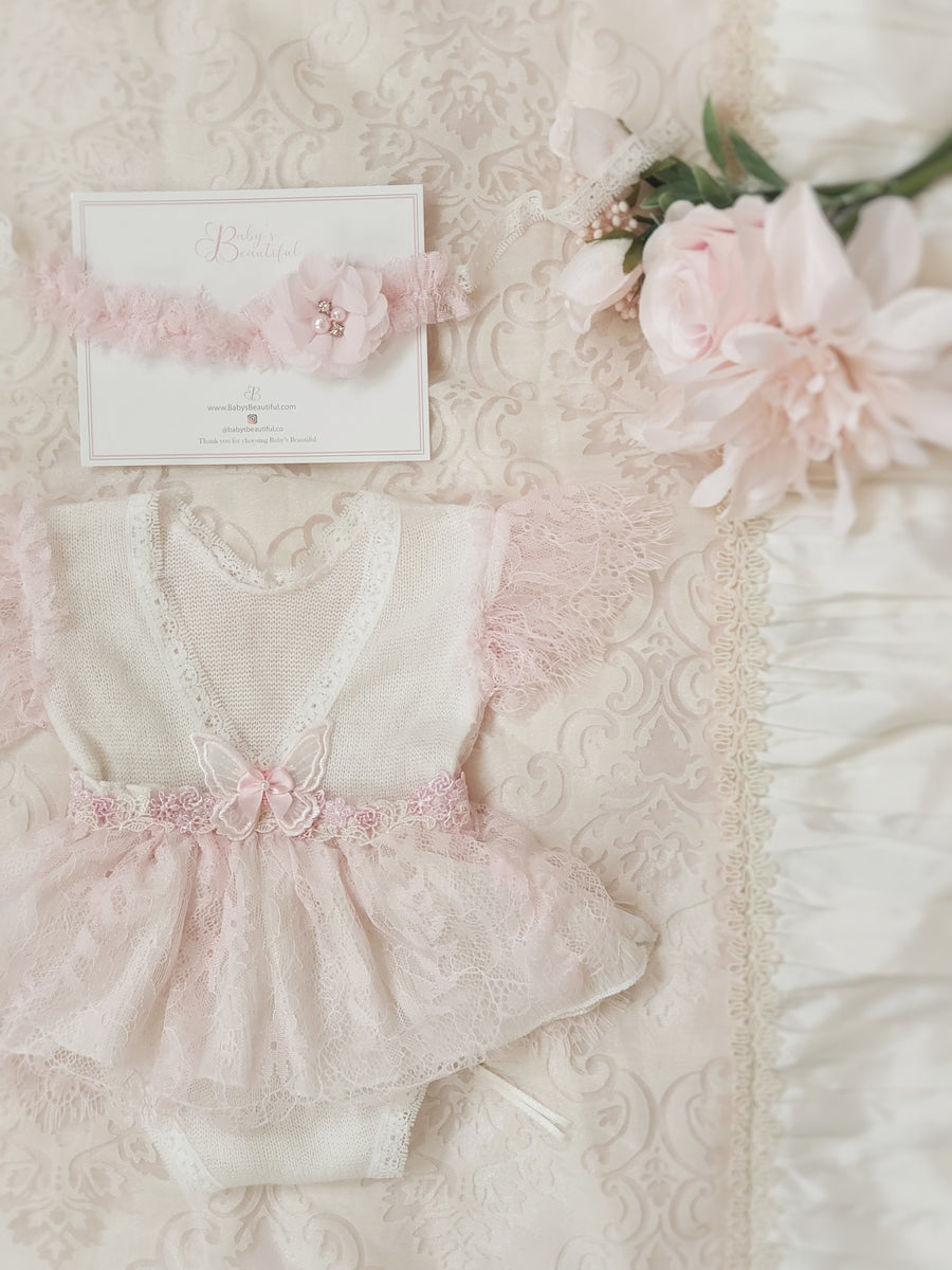 The Pretty Primrose Photography Outfit