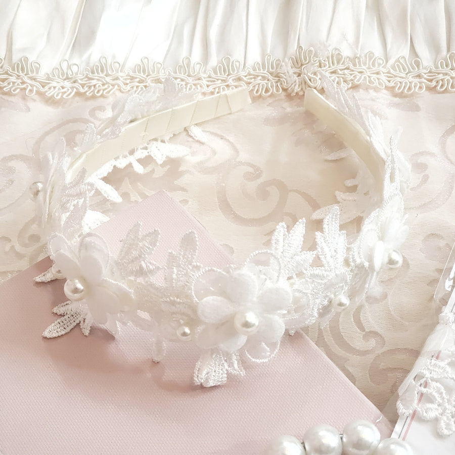 Exquisite Floral Lace Headband with Sweet Pearls ~ Pure White